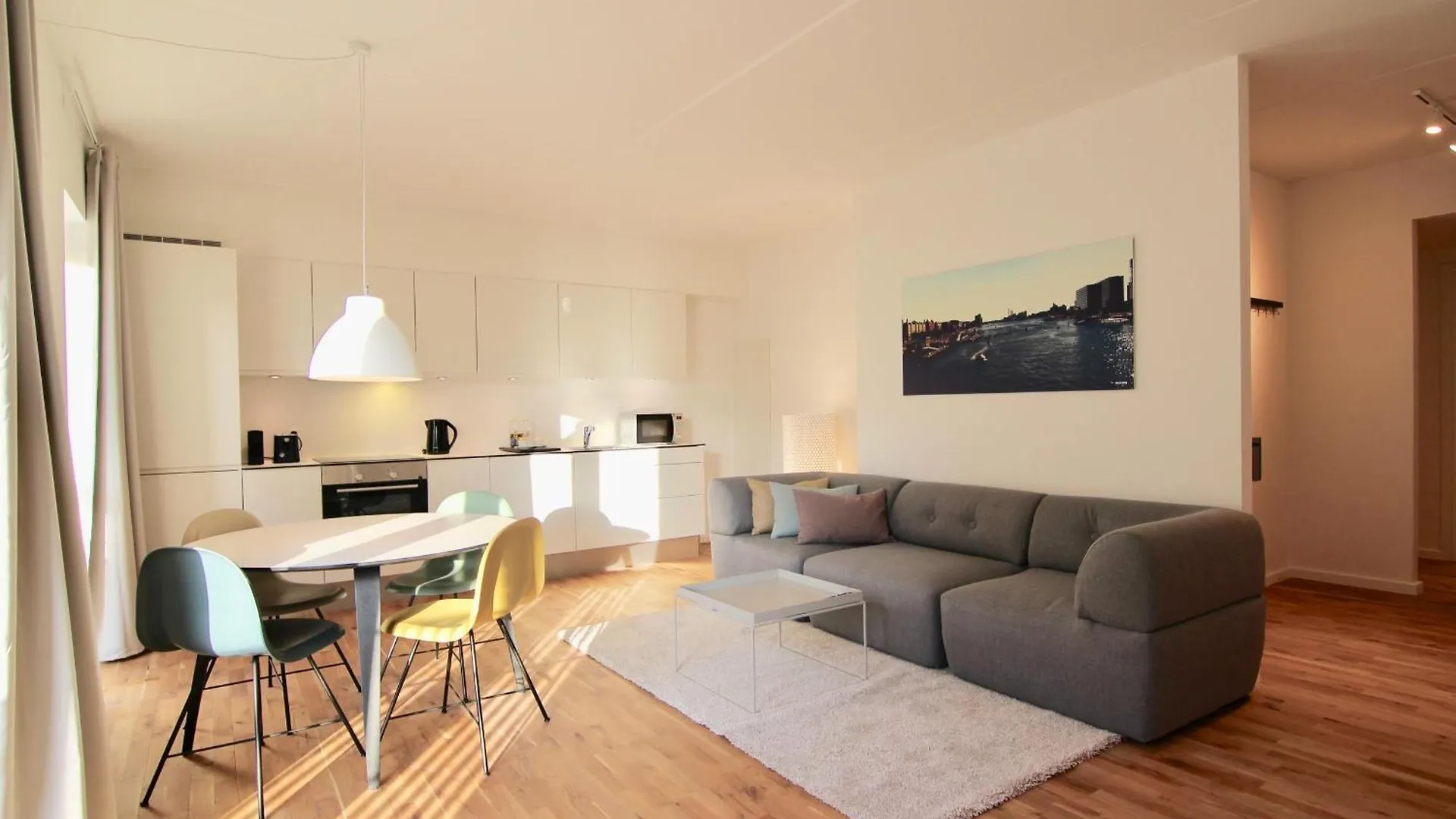 Great 3-Bed Wbalcony In Orestaden コペンハーゲン